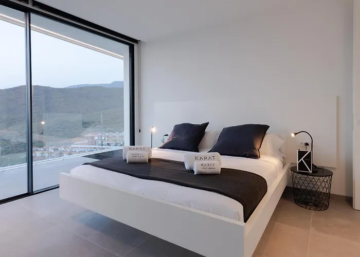 Karat Kai Torviscas Адехе